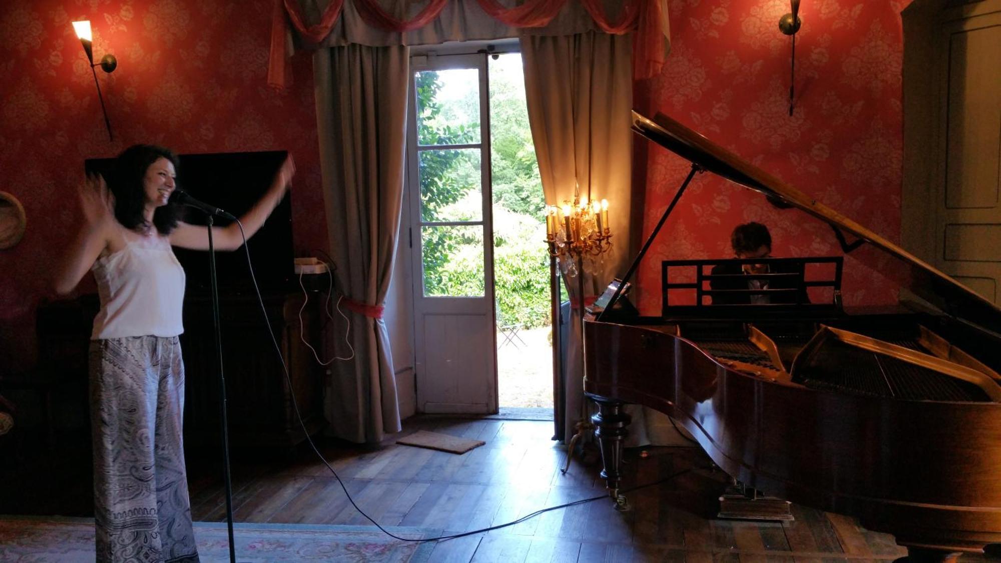 Chateau De Bellefond Lagrauliere Ngoại thất bức ảnh
